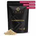 Großaufnahme der schwarzen Kwint Mykoprotein Packung, 3 Claims mit rotem Rand oben rechts: 30 Portionen pro Packung; Minimal verarbeitet; Ohne Zusätze